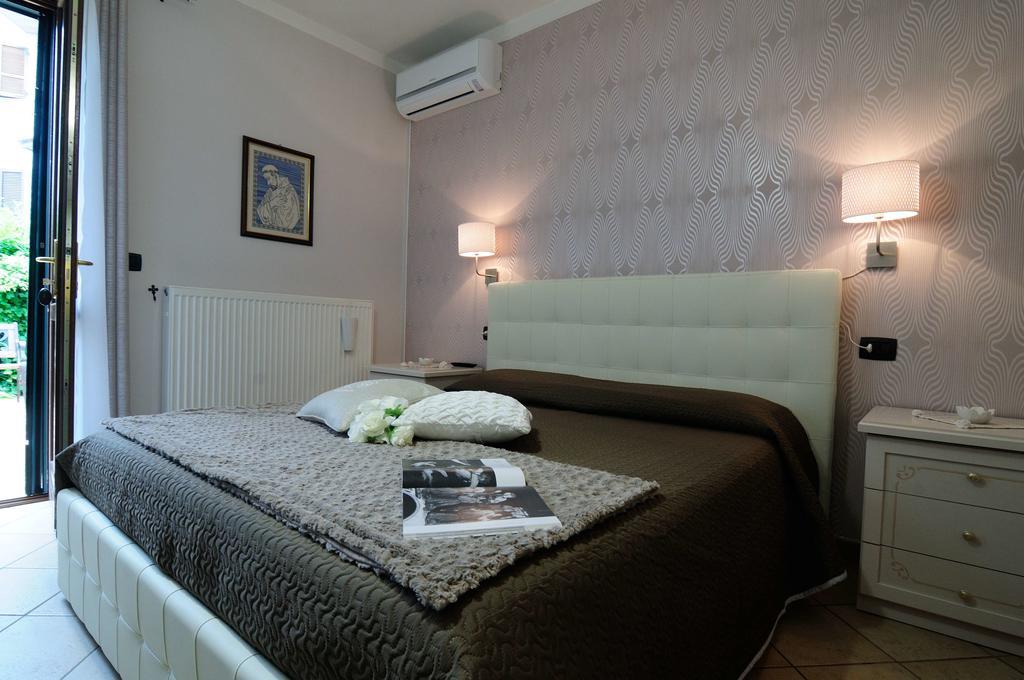 בית הארחה ריווטורטו 	Residenza Cieloterra מראה חיצוני תמונה